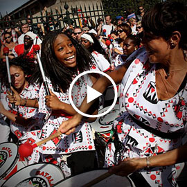 video BATALA Défilé au Lavage de La Madeleine